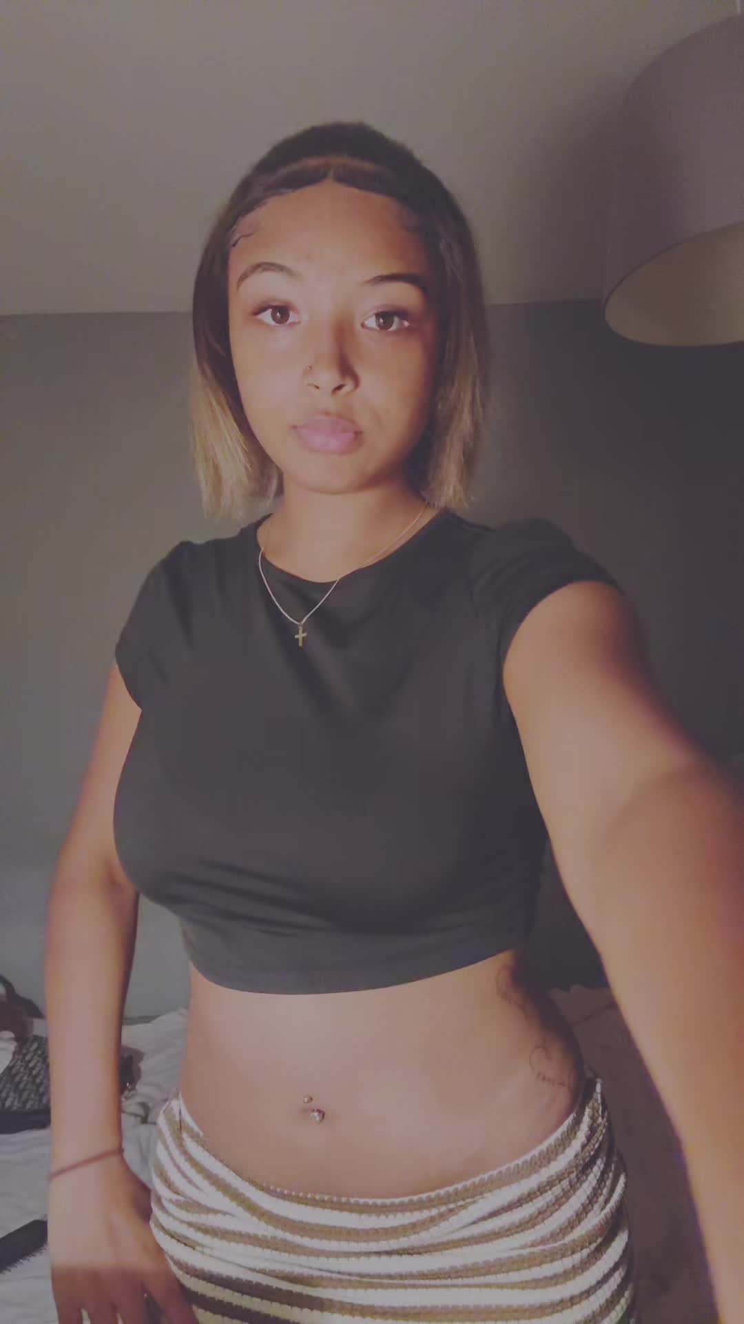 @Emiii
