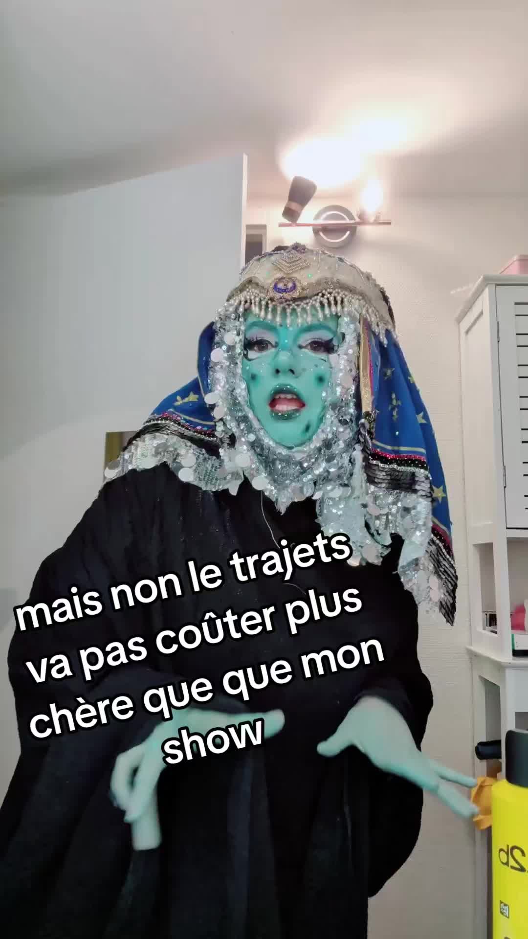 @Thélyra