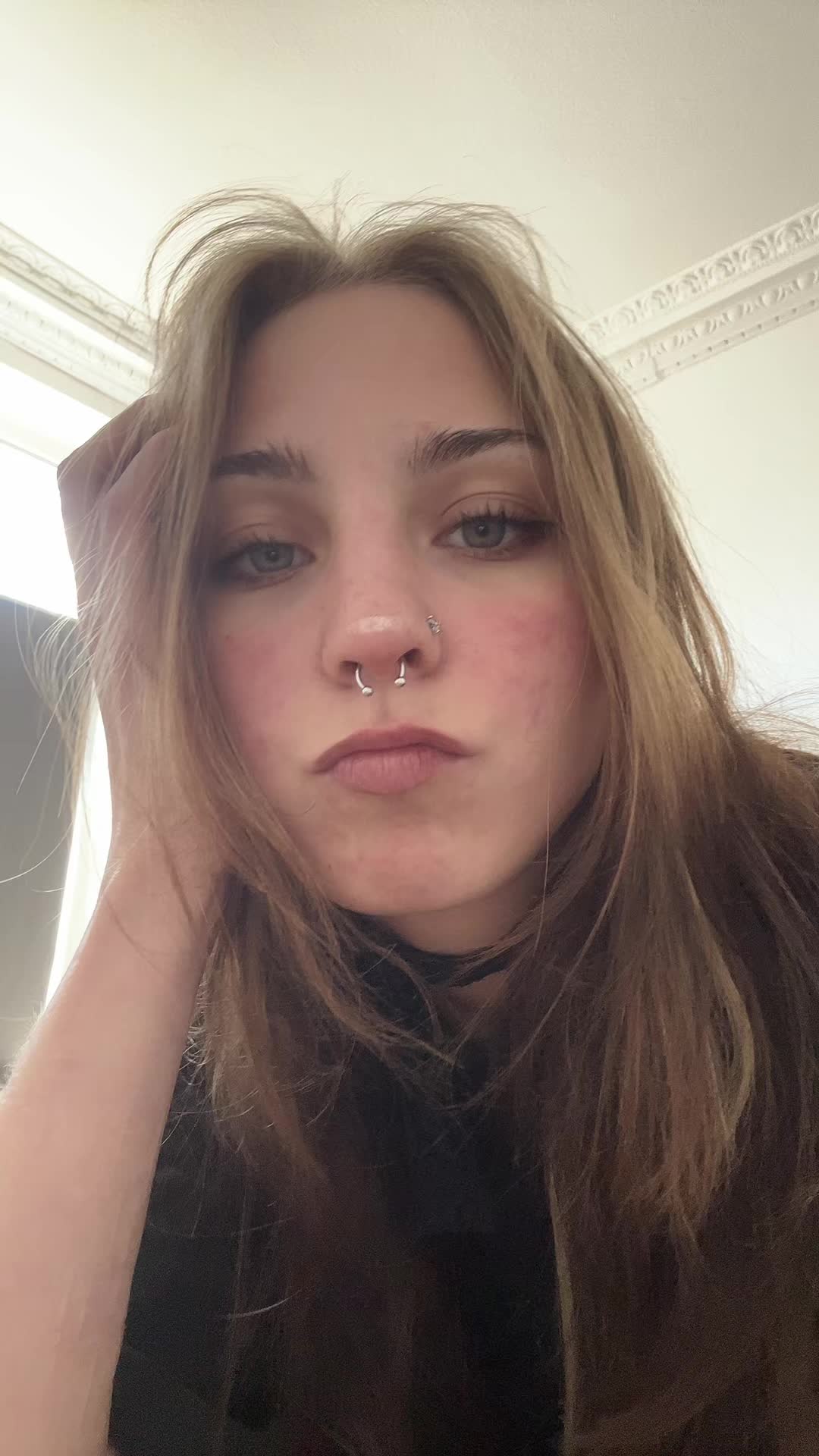 @𝓮𝓶𝓶𝓪 🎐💞