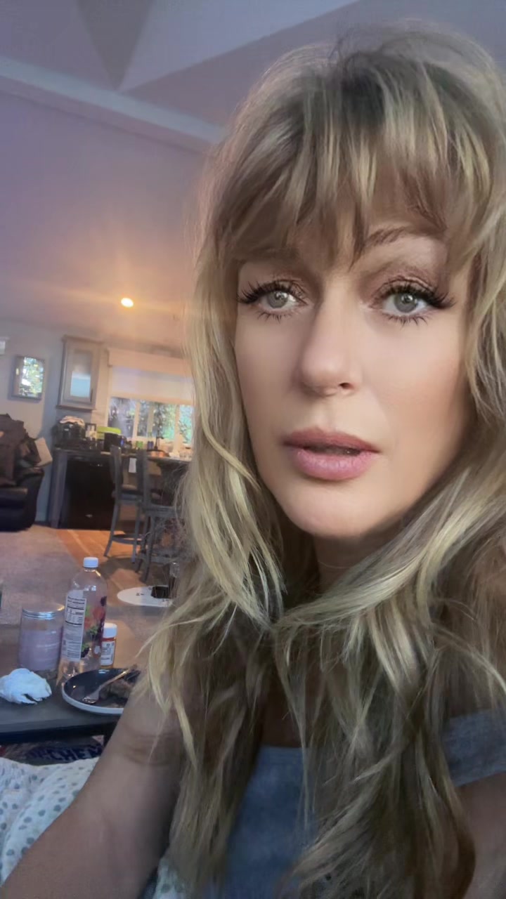 @JennX