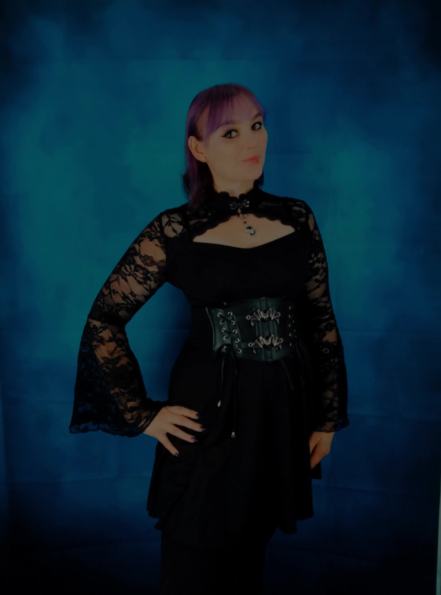 @GothMichi Team💚💜LariiVanHell