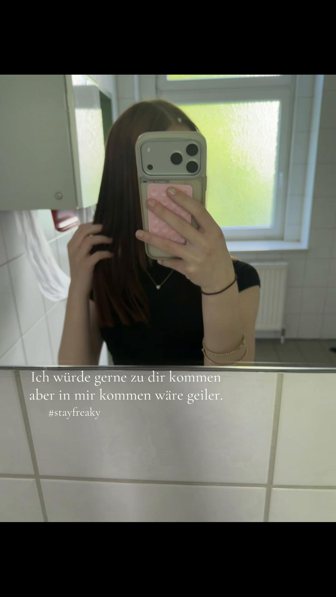 @𑣲 🇩🇪🇵🇱