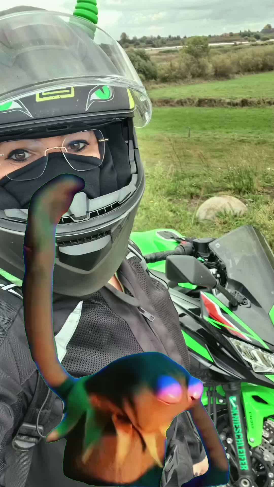 @ElliPirelli