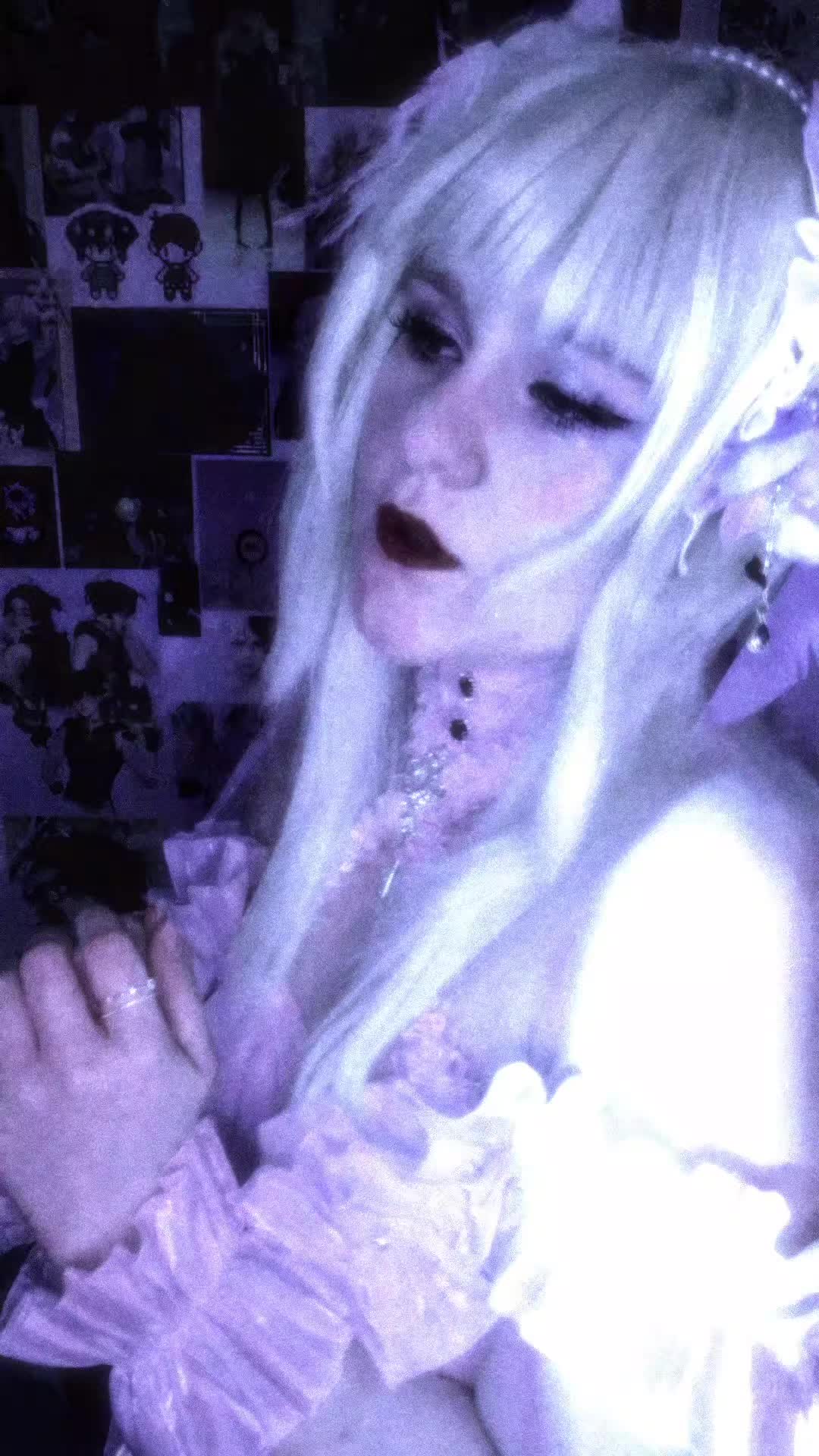 @🐰♡₊⁺𝓜𝓲𝓴𝓪₊⁺♡🐰