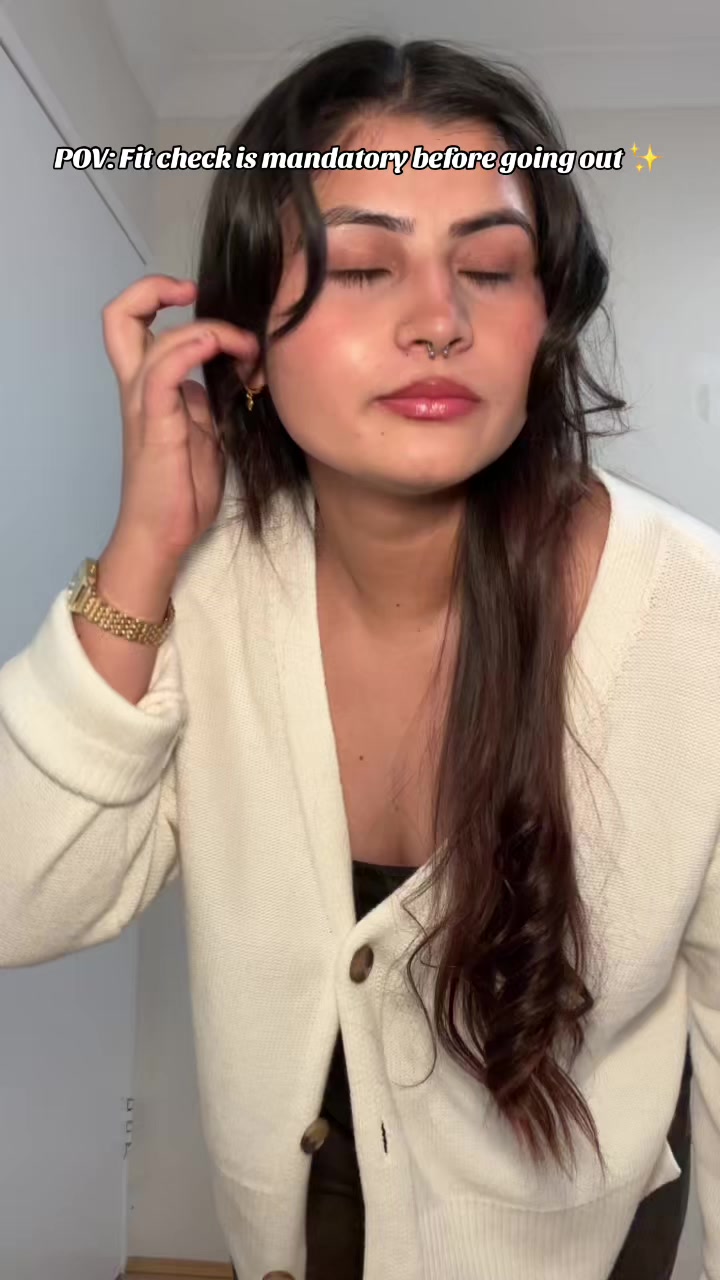 @समिक्षा🌸