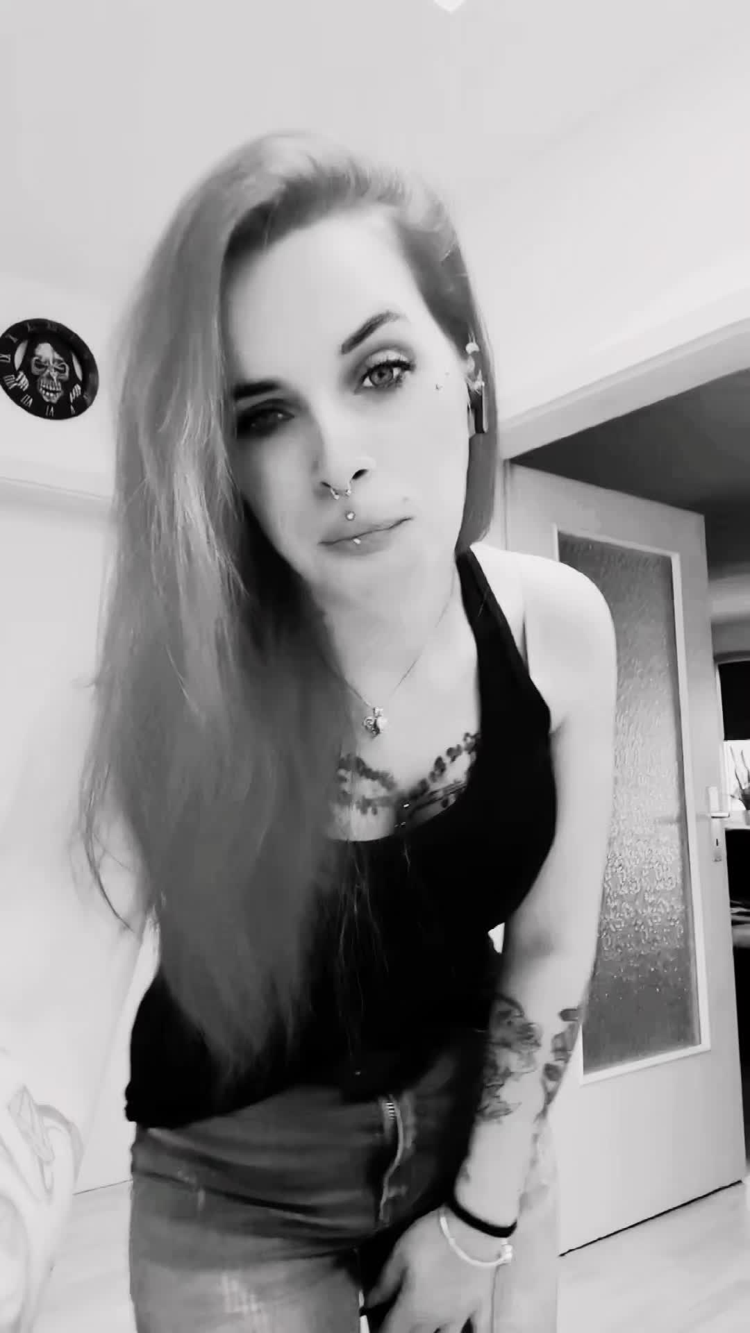 @😈🖤 Teufelchen🖤😈