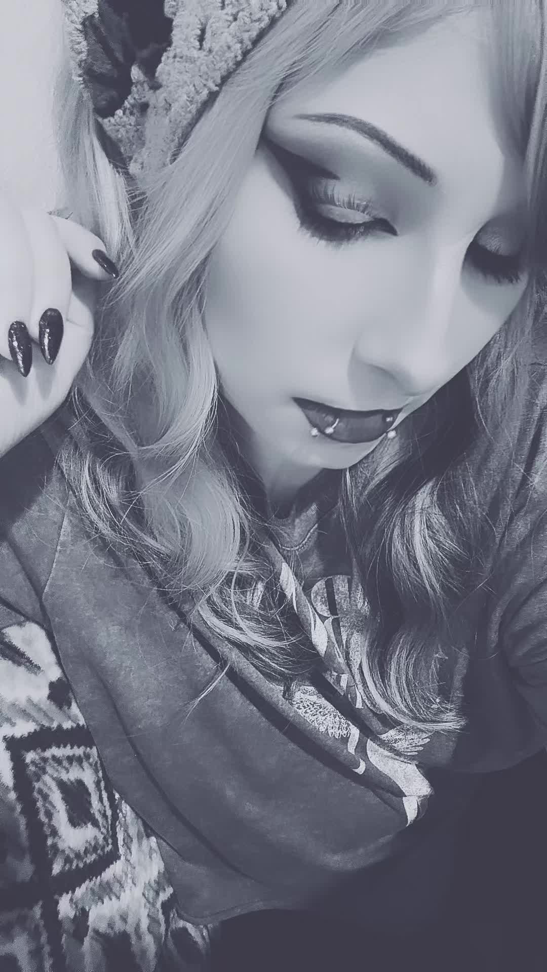 @Lil kitten