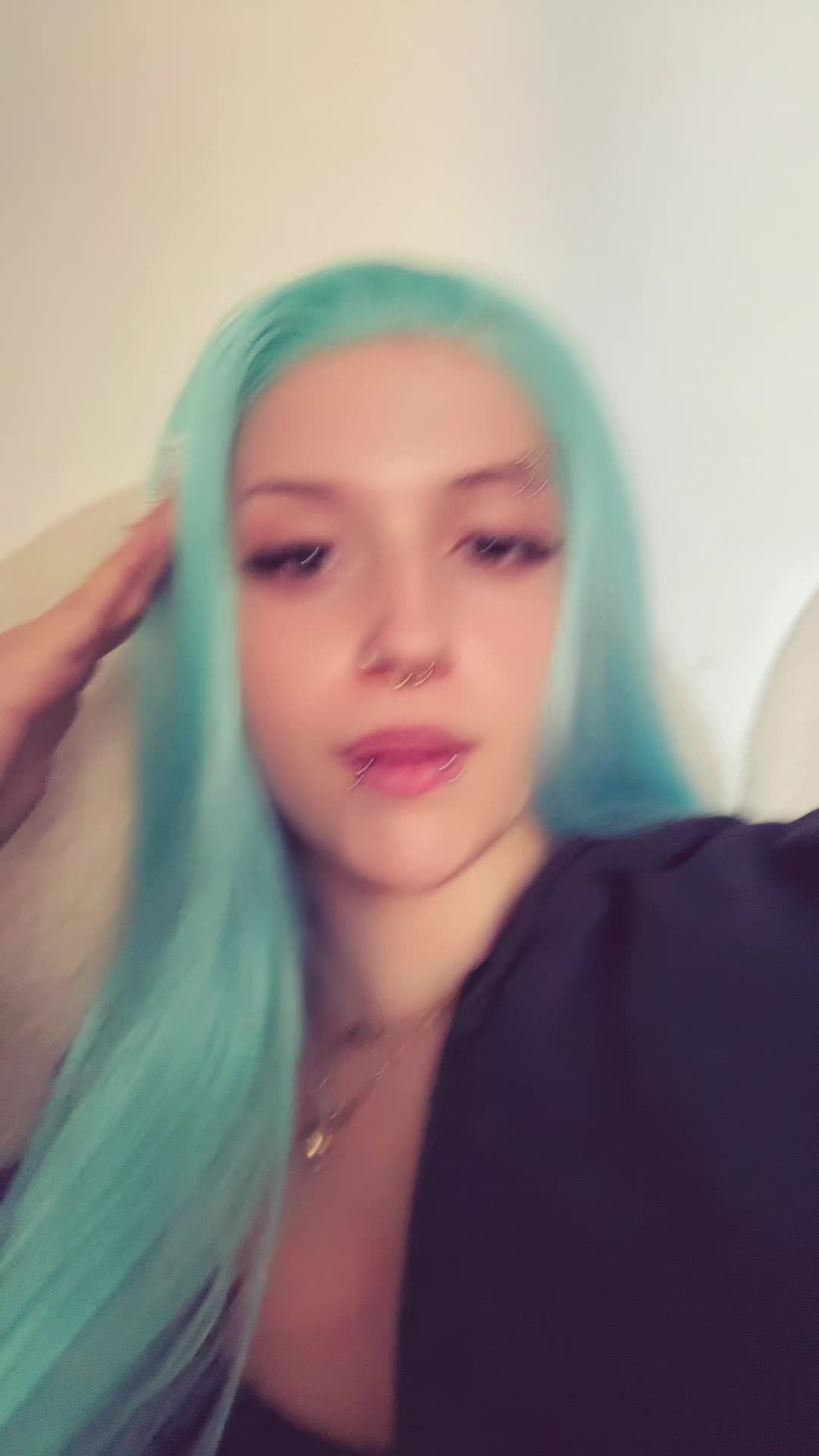 @dollishangel