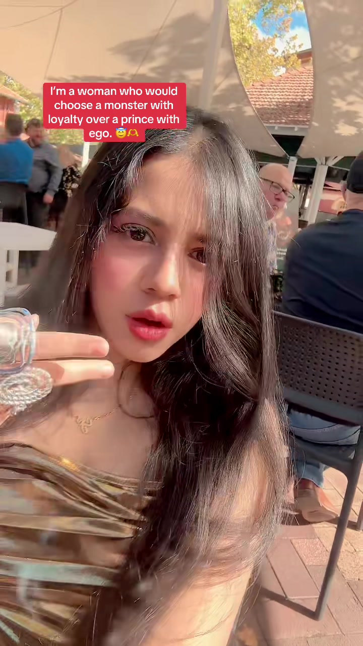 @Shreyashi🇳🇵🇦🇺