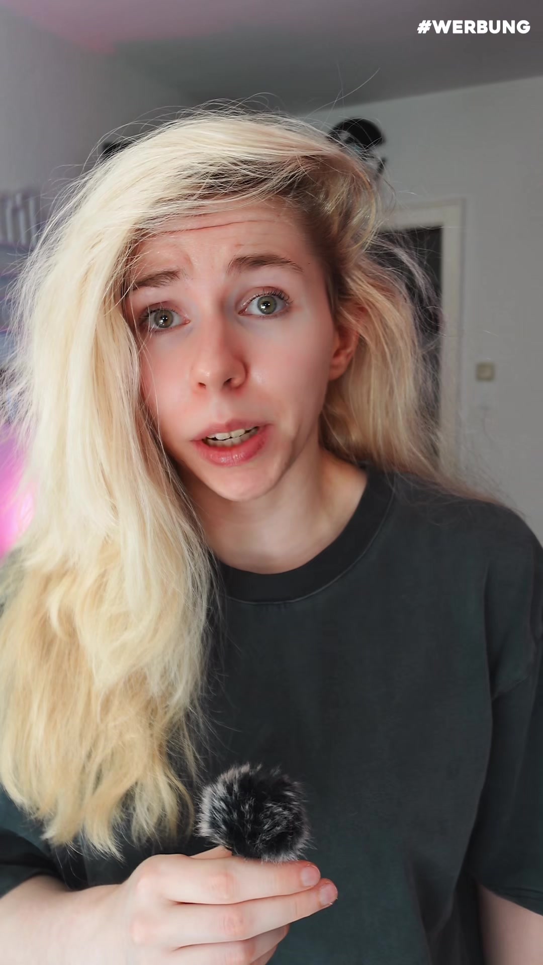 @Elina