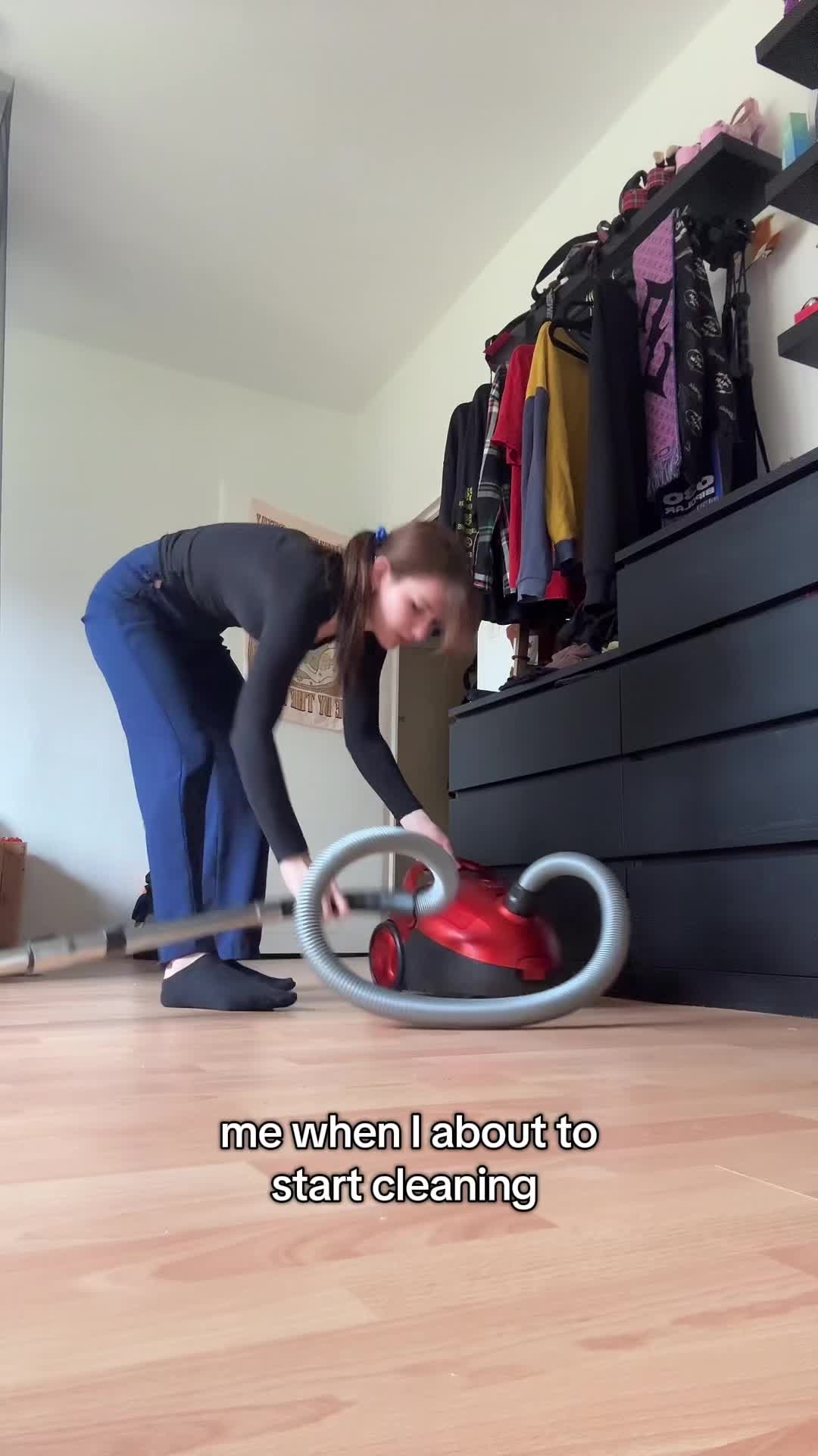 @elissstar