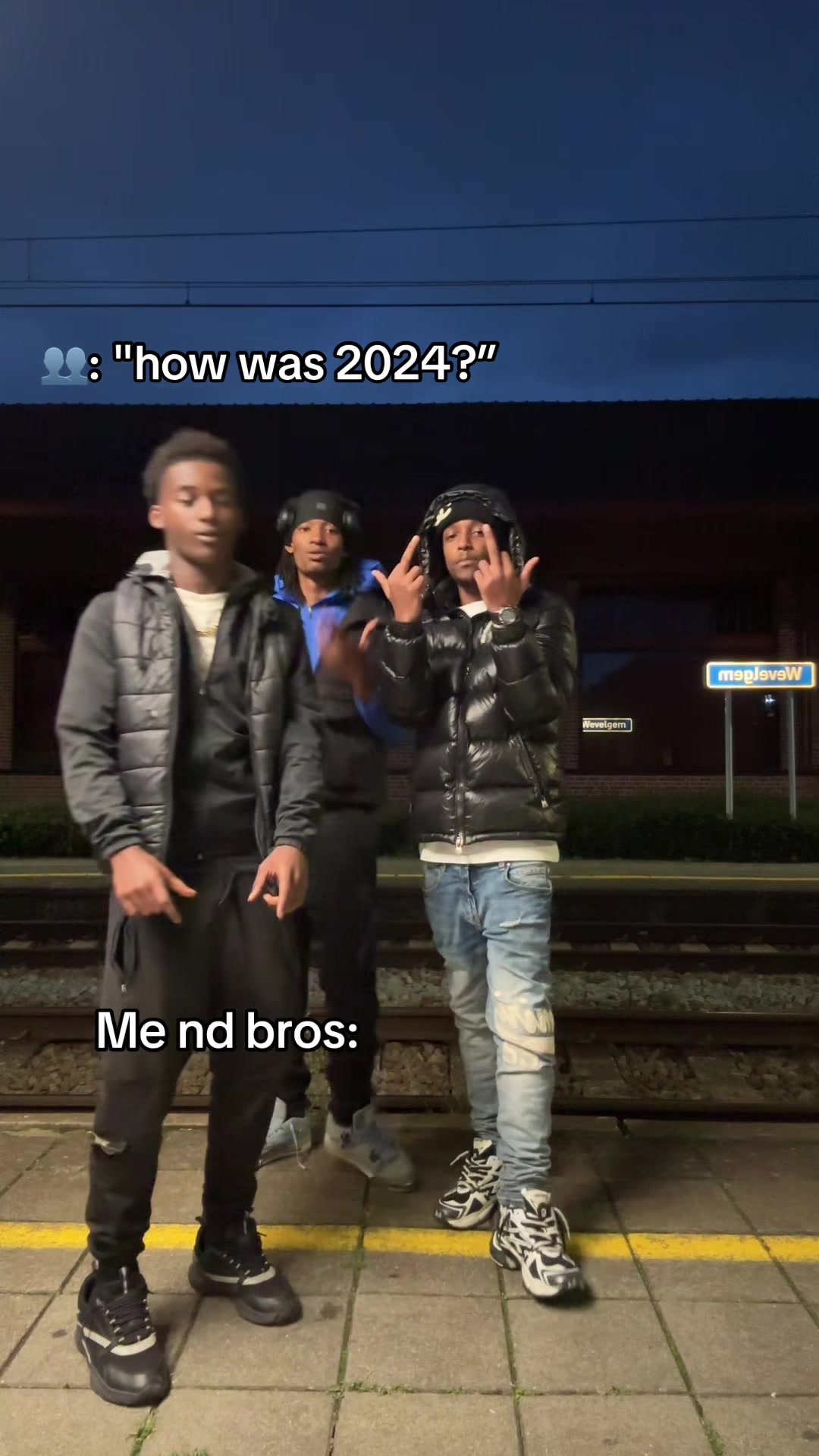 @Sdot B