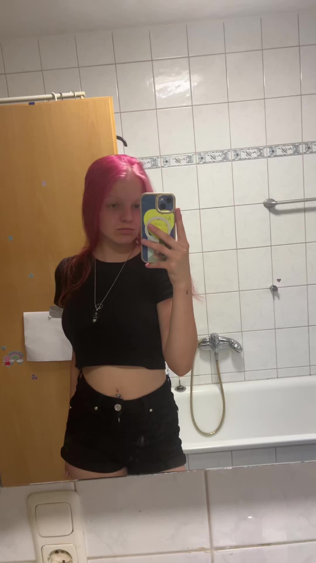 @Lia