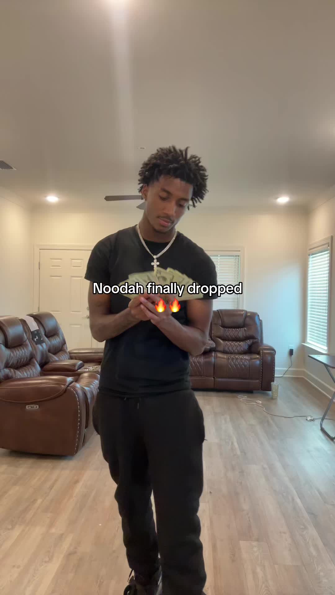 @_jxsh_