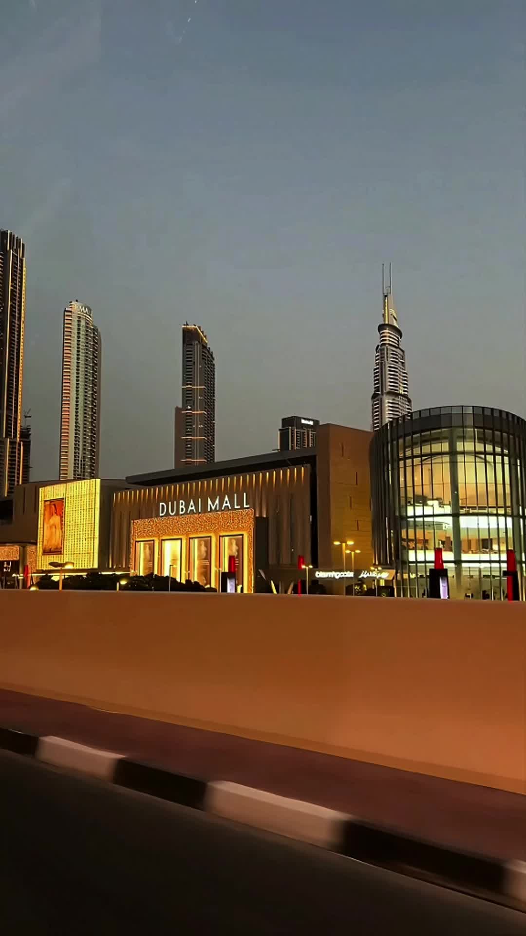 @Dubai Based 🇦🇪