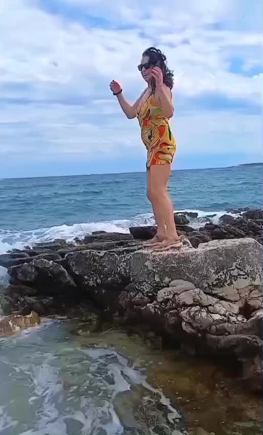 @Rena