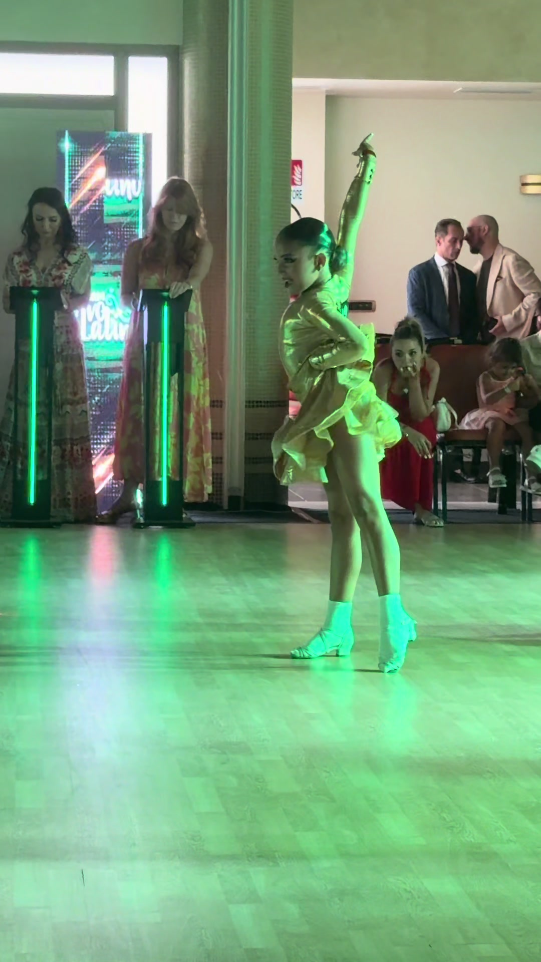 @AuryDance