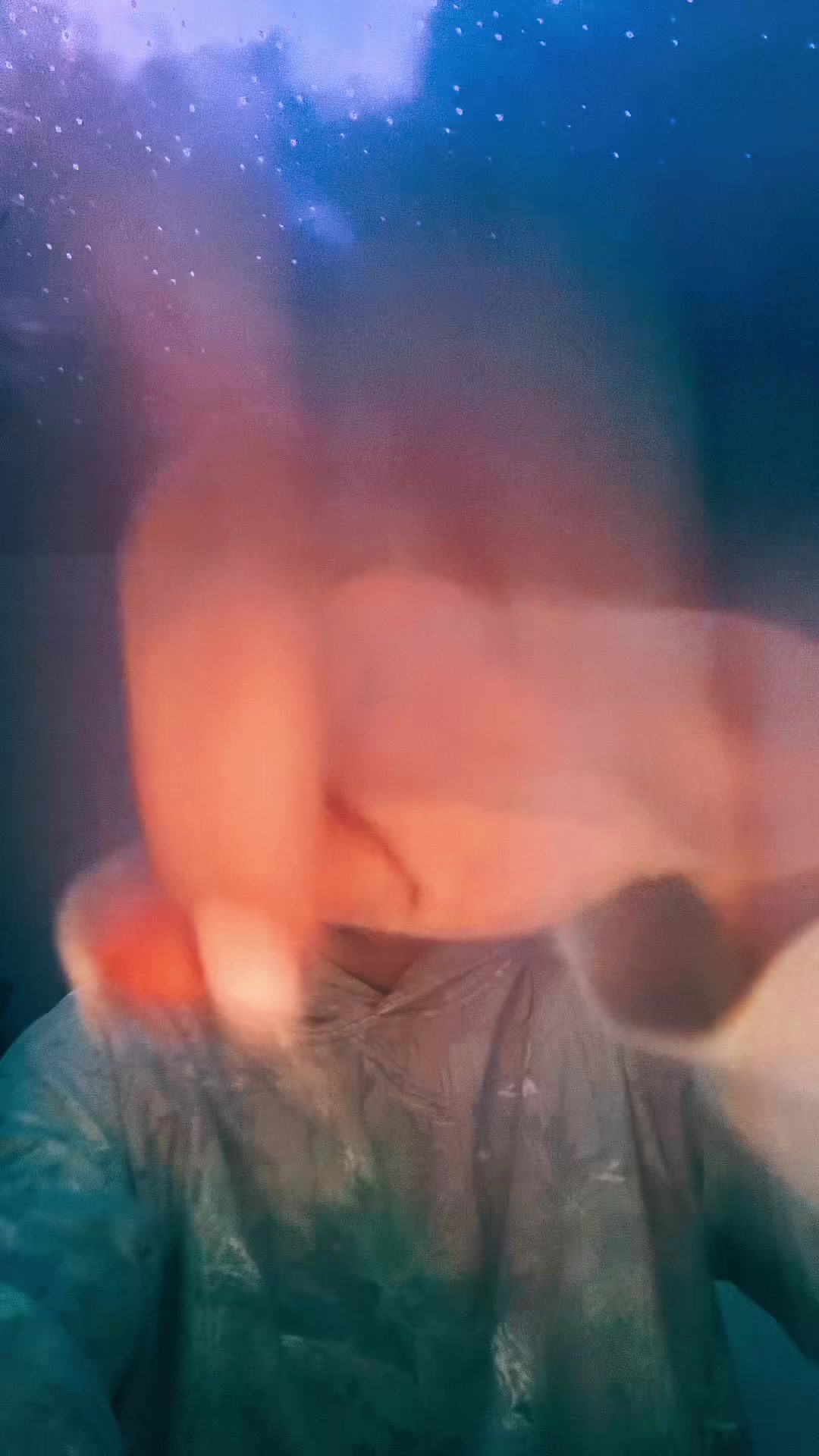 @R Y L A N