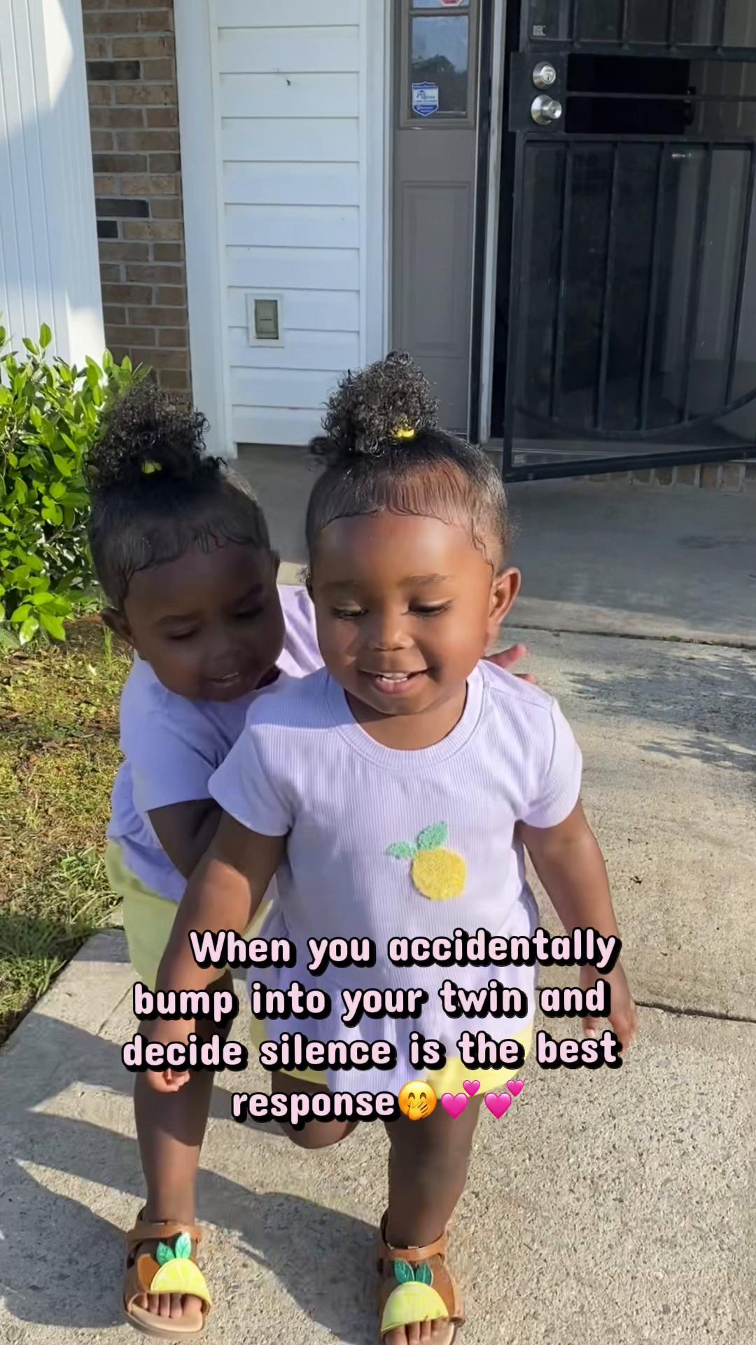 @twintasticpartyofsix