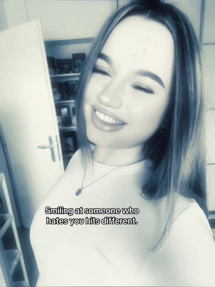 @m4u.x