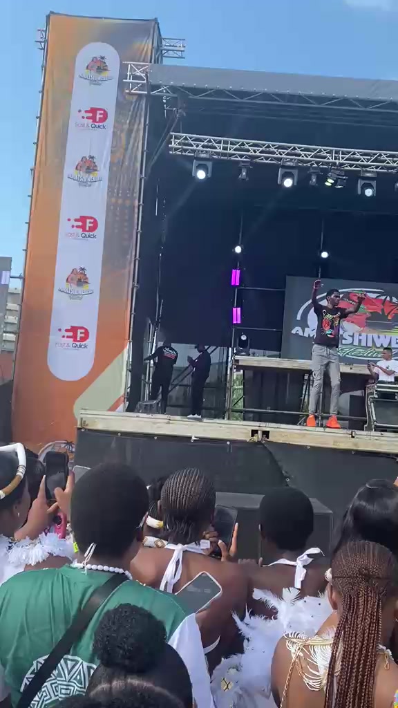 @AZANDA LUTHULII 💗.