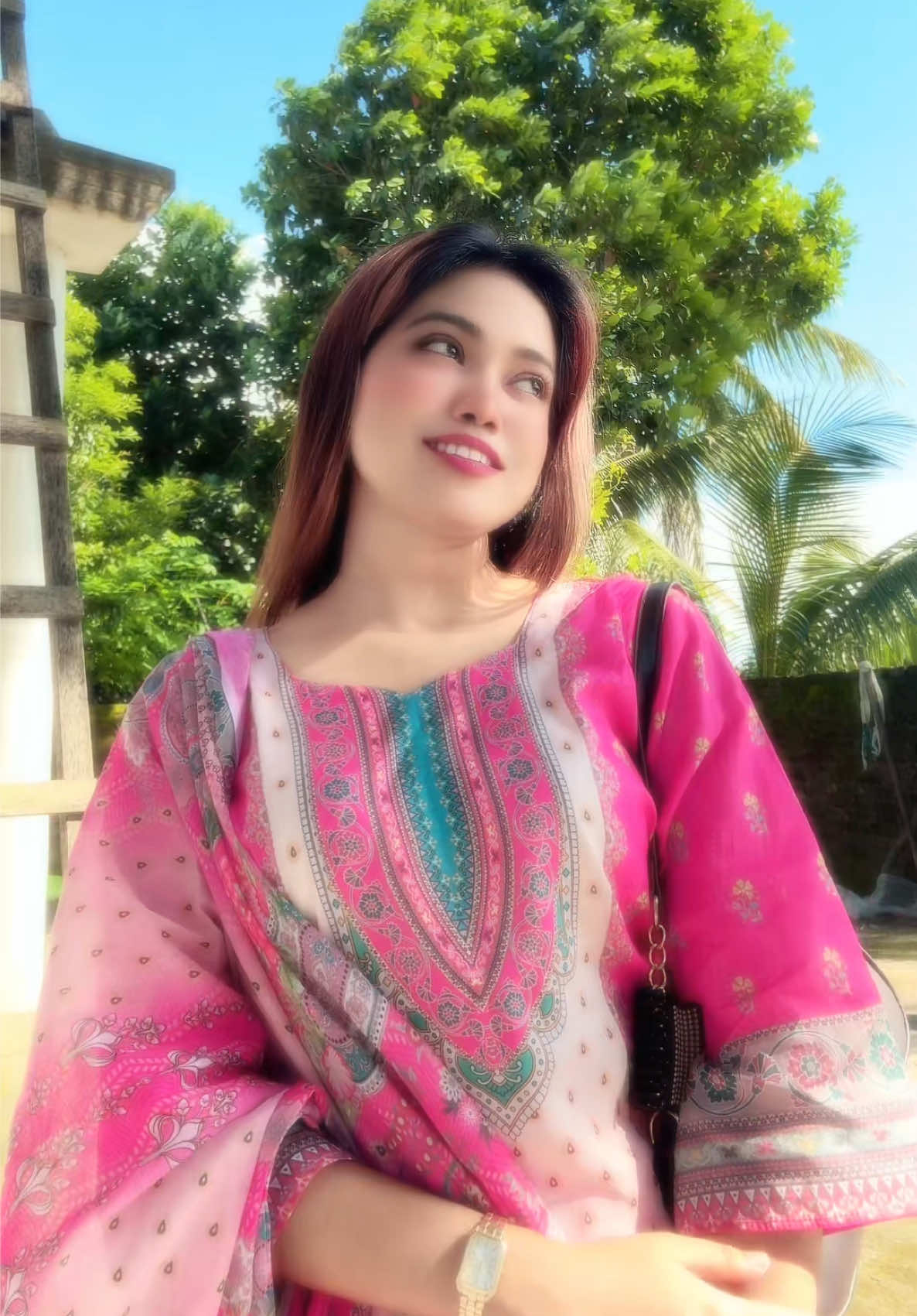 @Urmi_Talukder 🦋