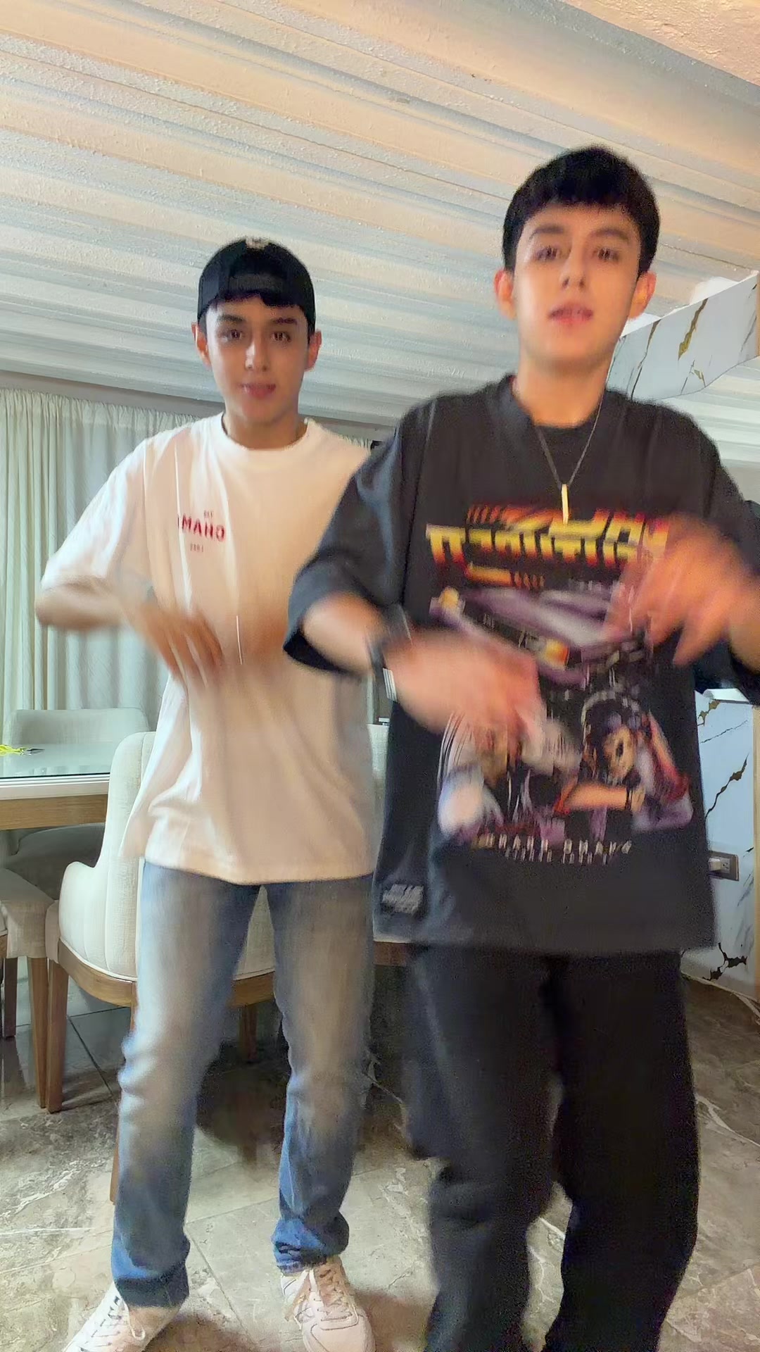 @Juanjo🔥
