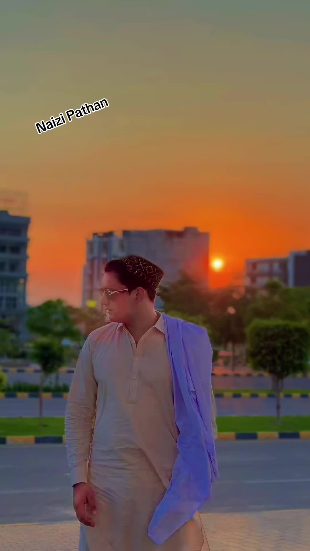 @دلاور نیازی کہتے ہیں 🥷🦅👑😈✅