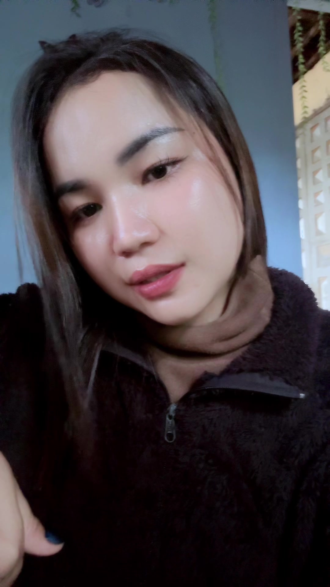 @L&iuml;&iuml; Li&iuml;
