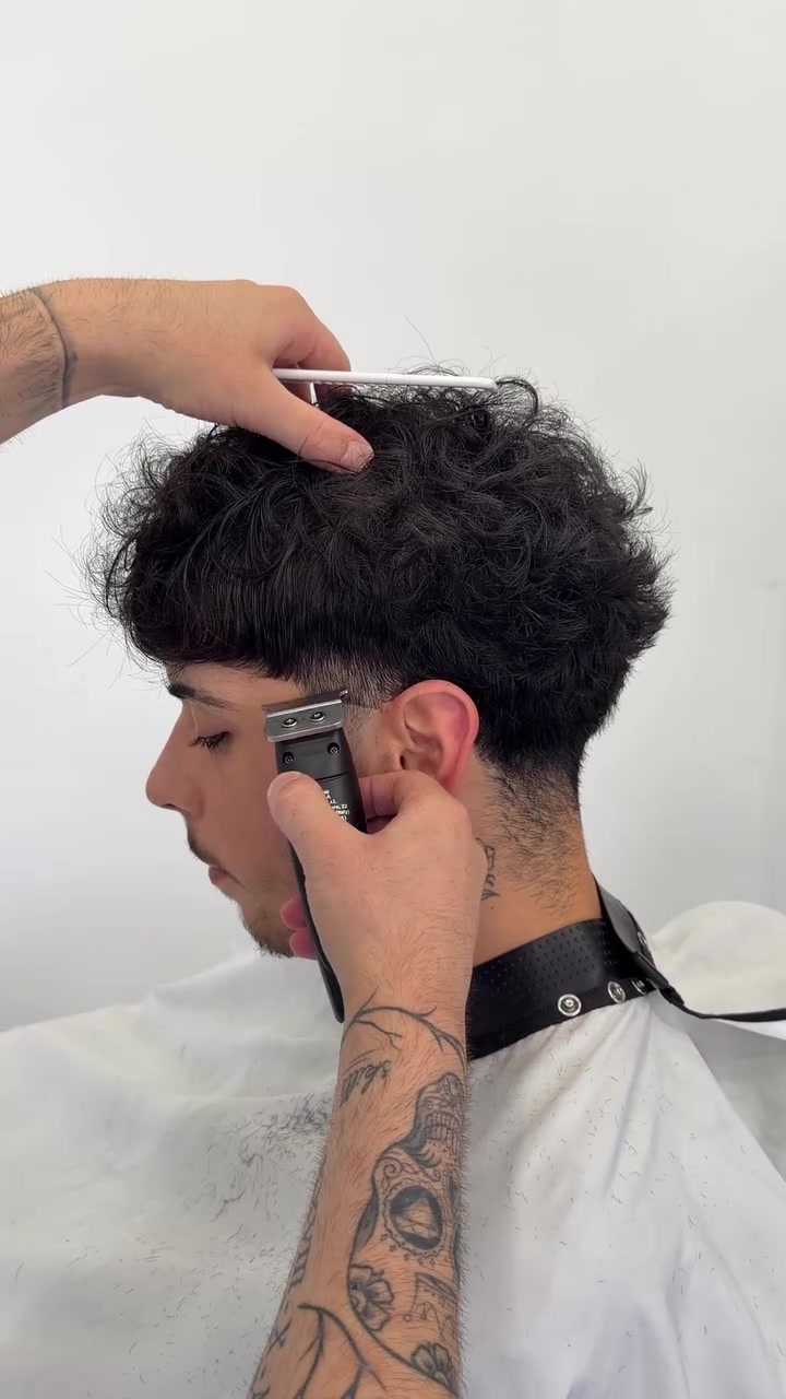 @THE LATIN BARBERS 2