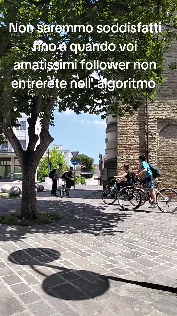 @Elisa Esposito