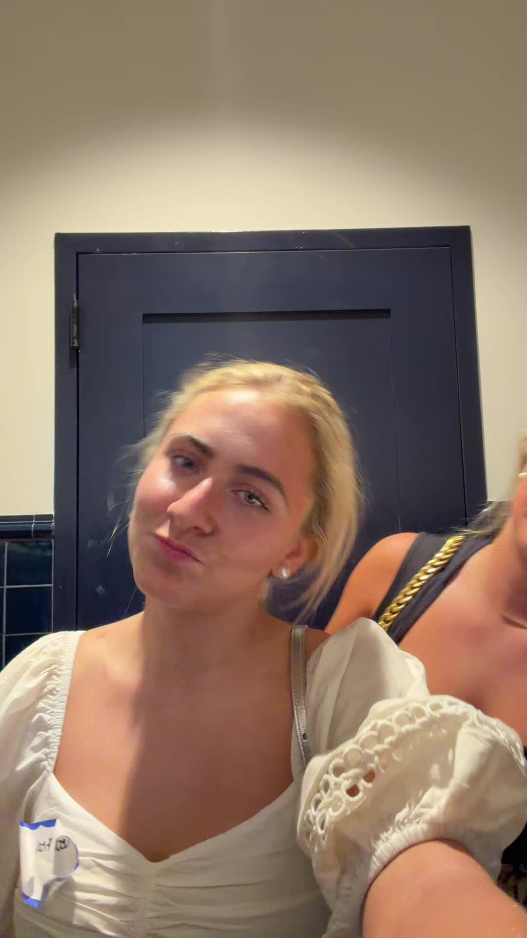 @CC