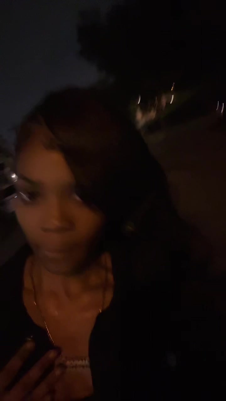 @Lil e