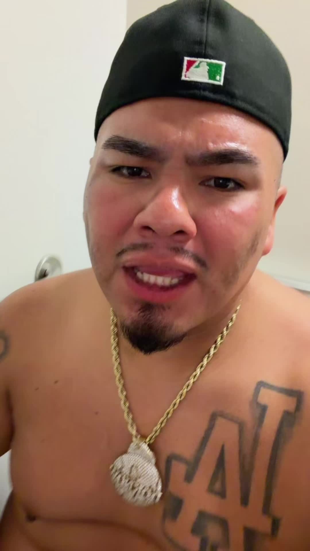@DoKnows_
