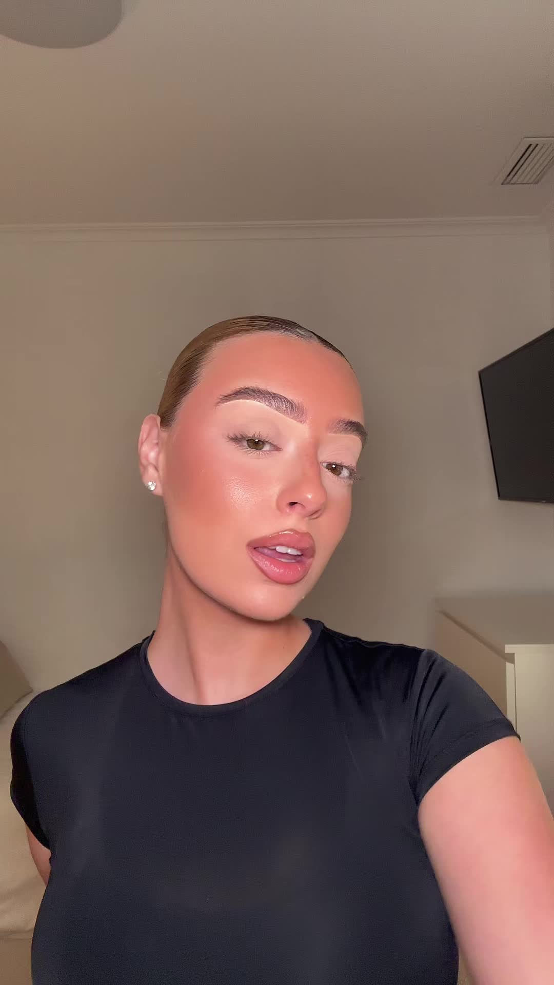 @Carolmtnz_