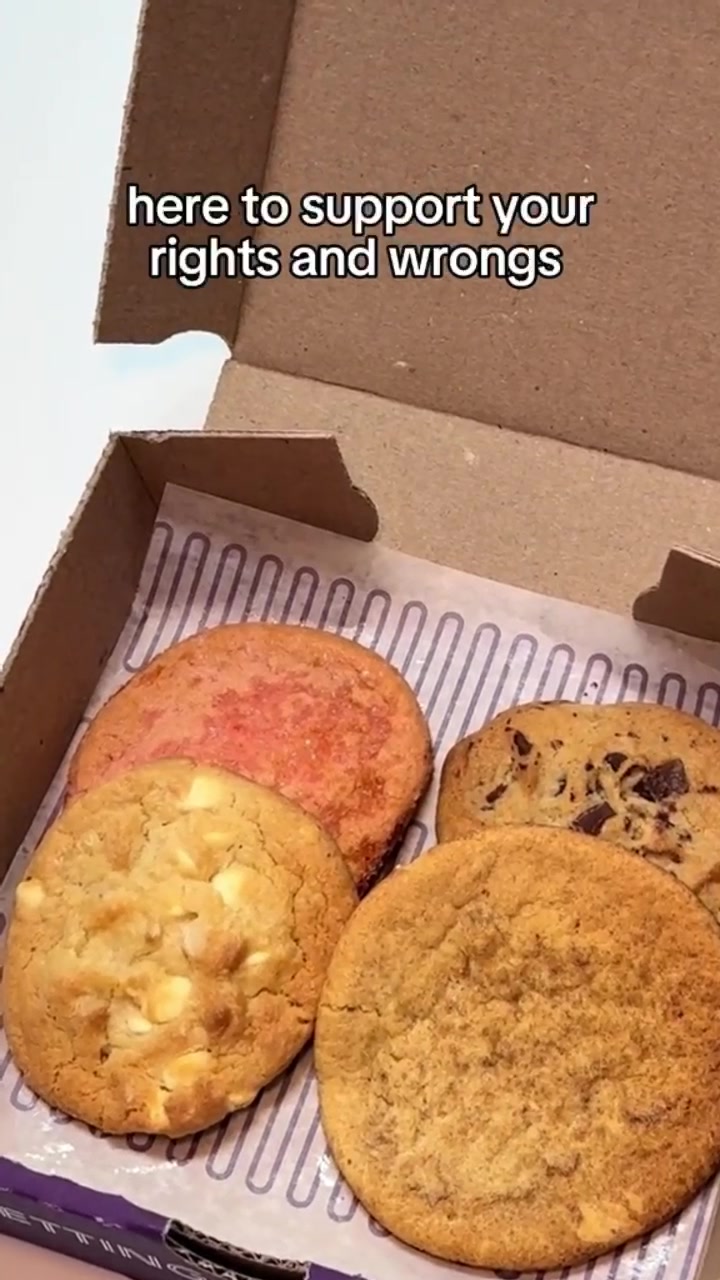 @insomniacookies