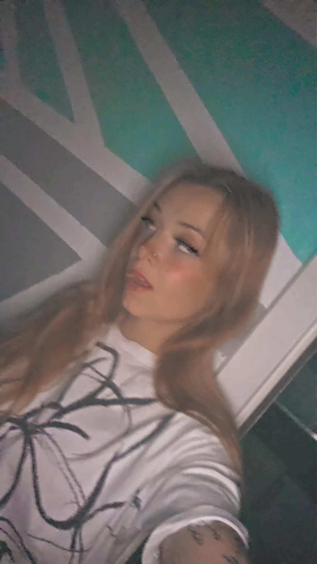 @Mistralix