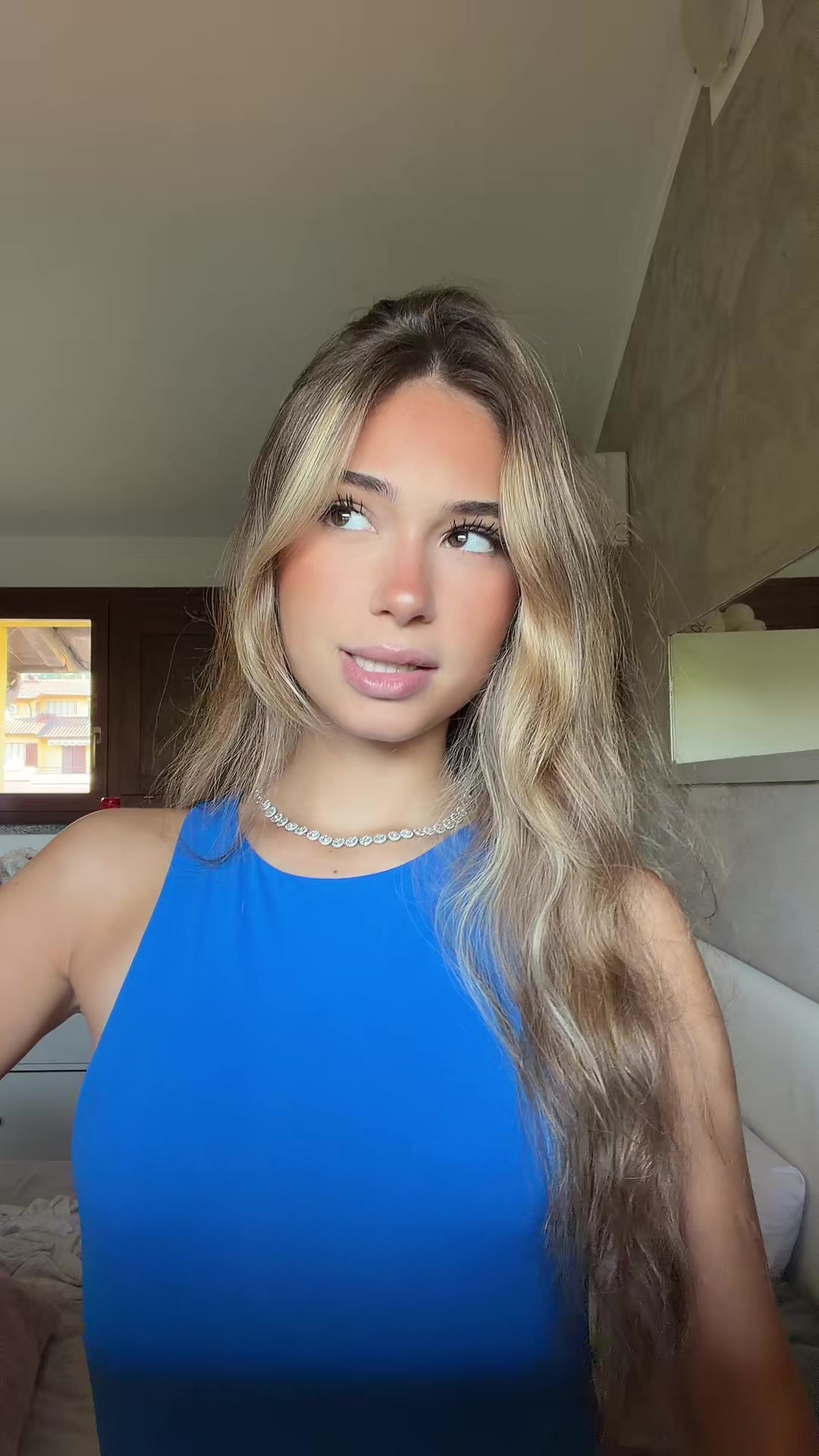 @𝐄𝐋𝐈𝐒𝐀
