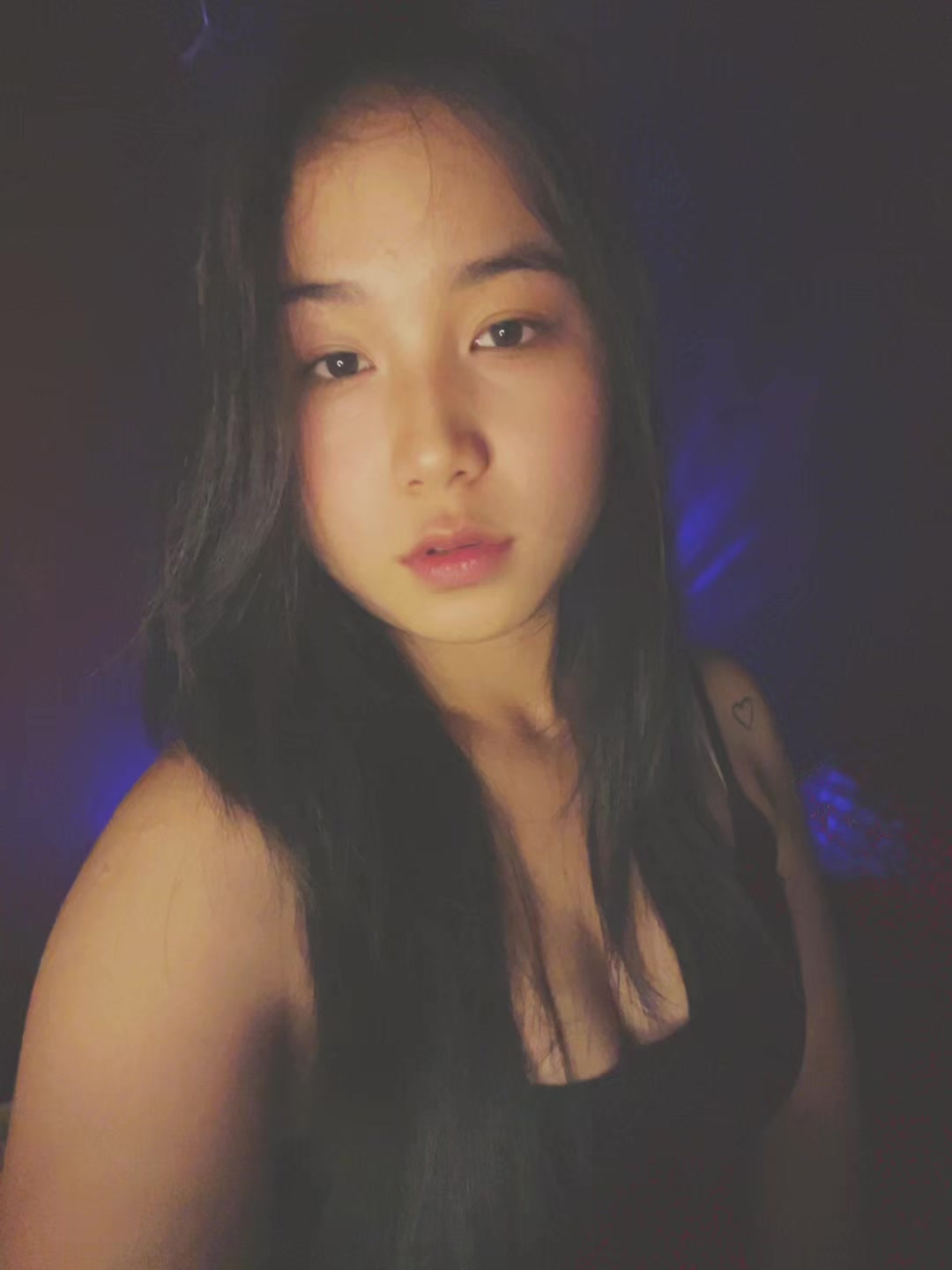 @ลิ ลลี่🦋