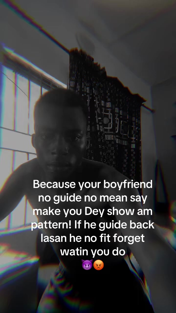 @👻STAY WEIRD👻