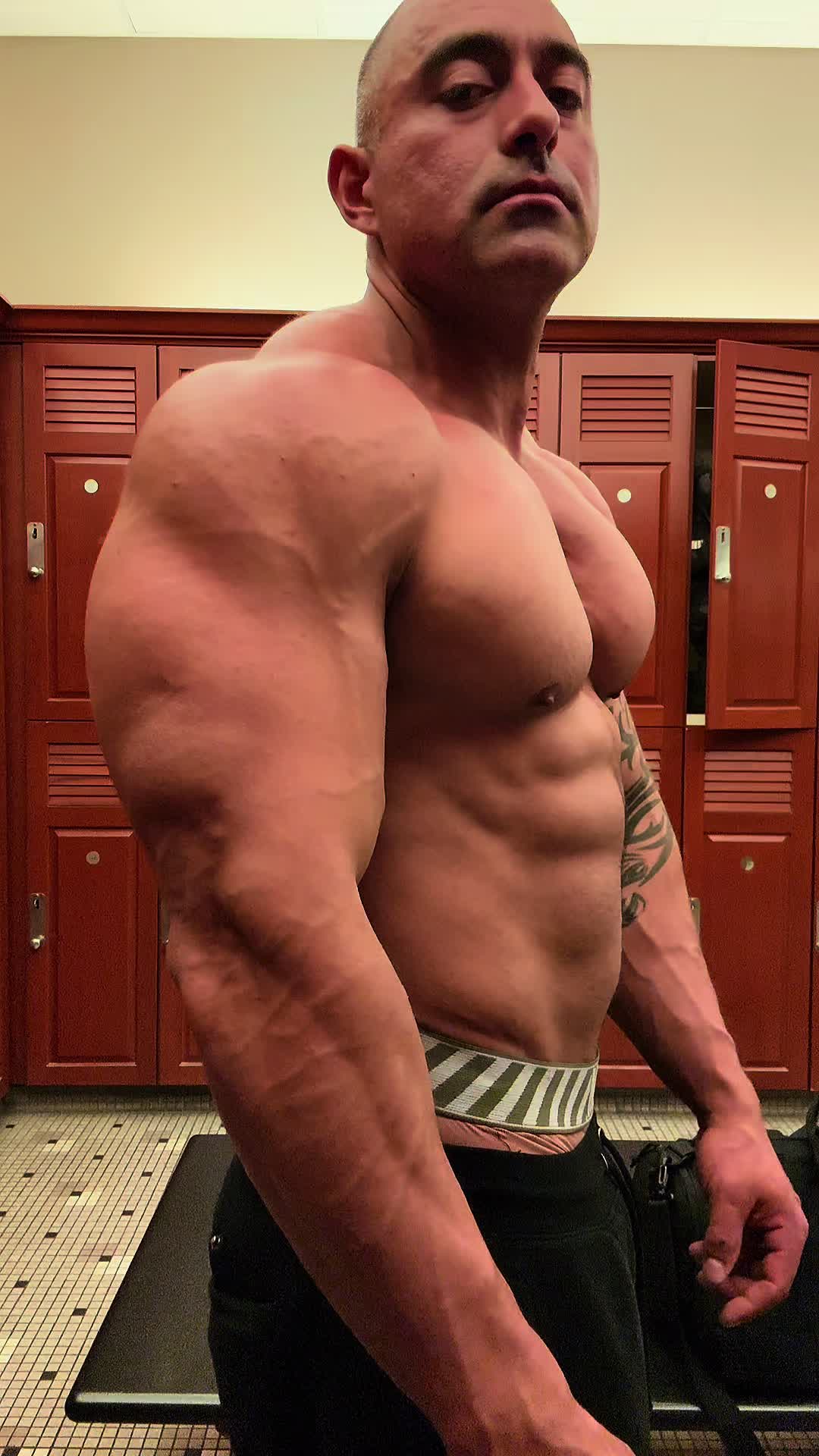 @LRodRB