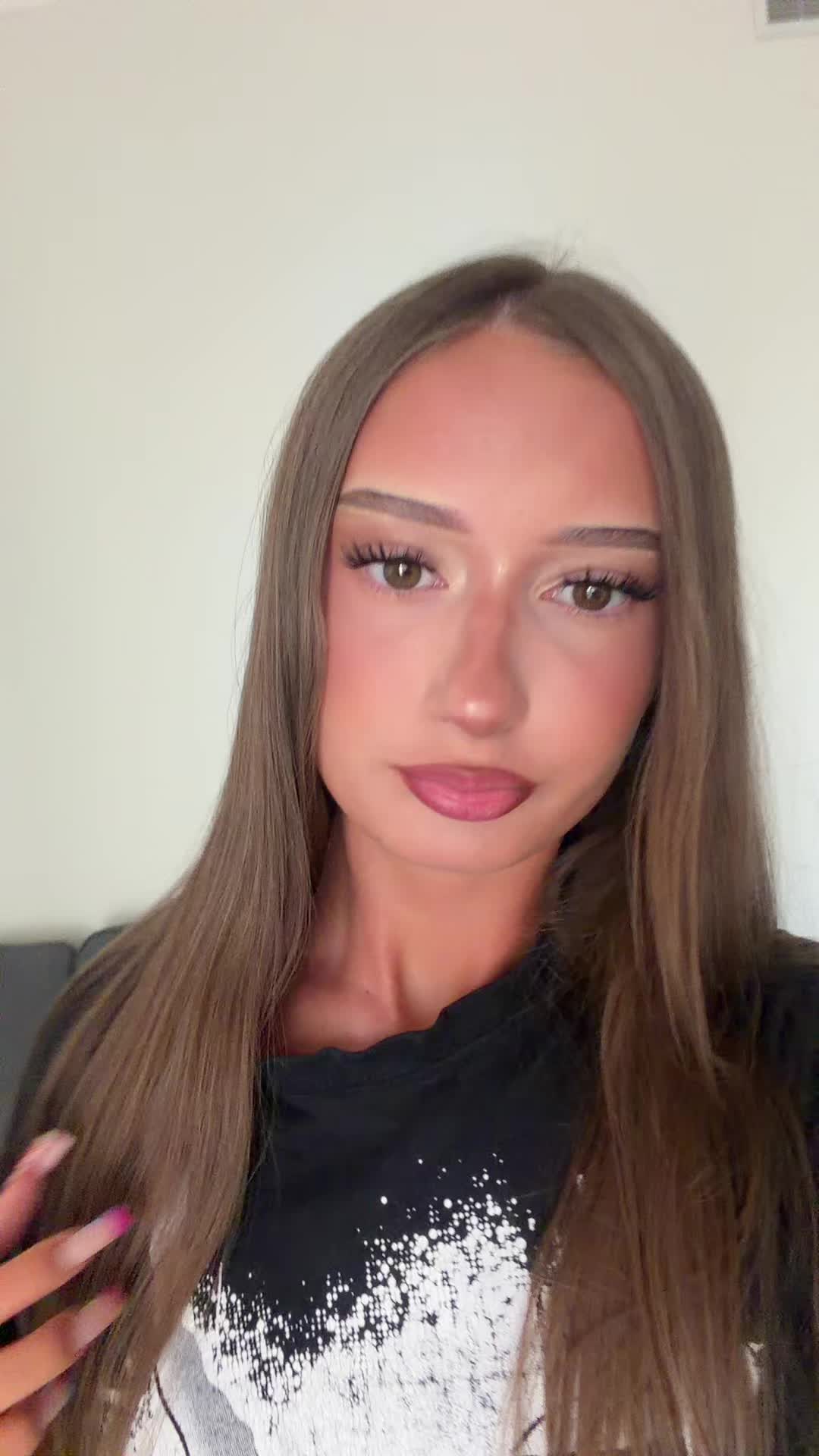 @zuziash1tpost