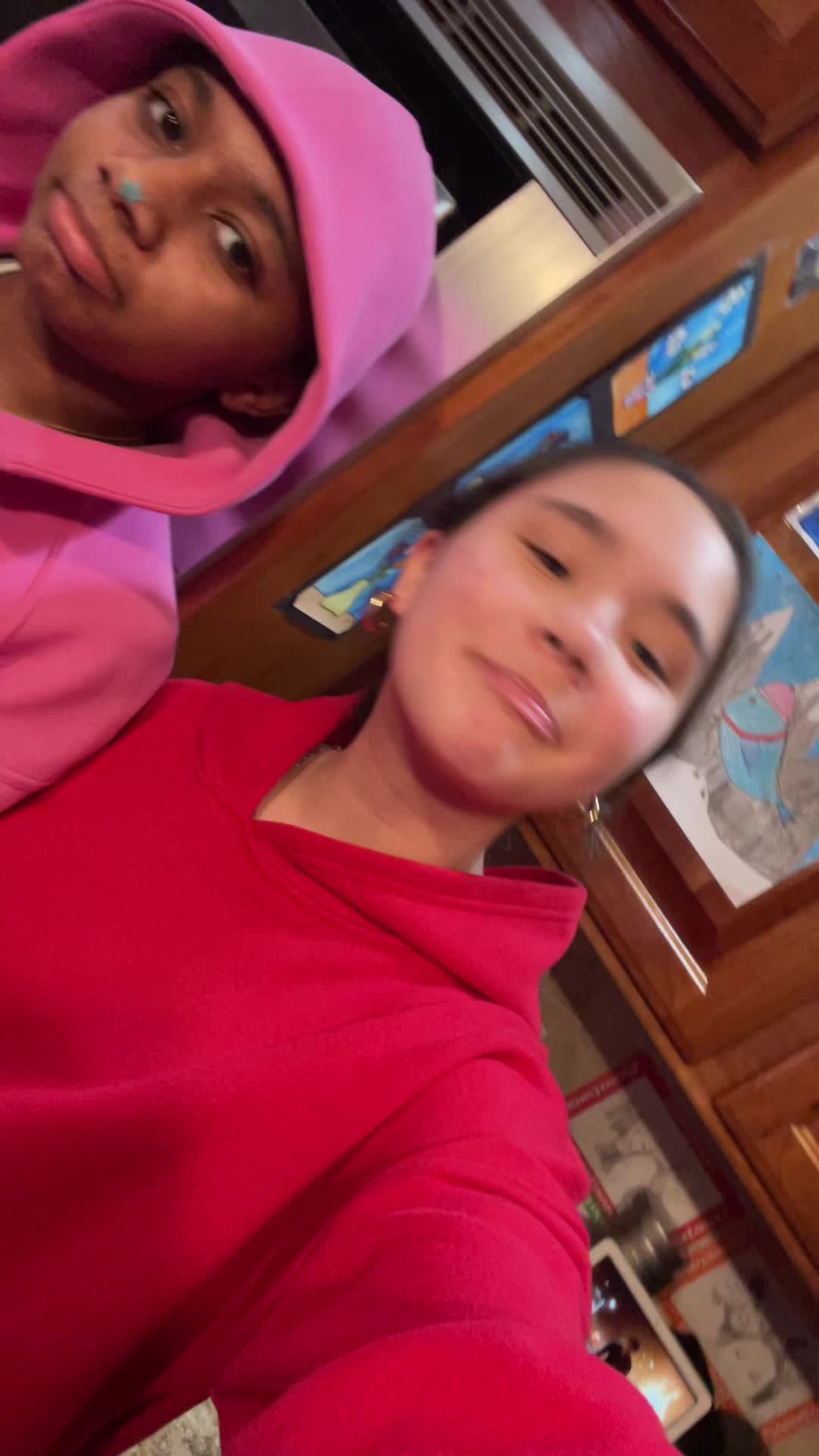 @izzyy
