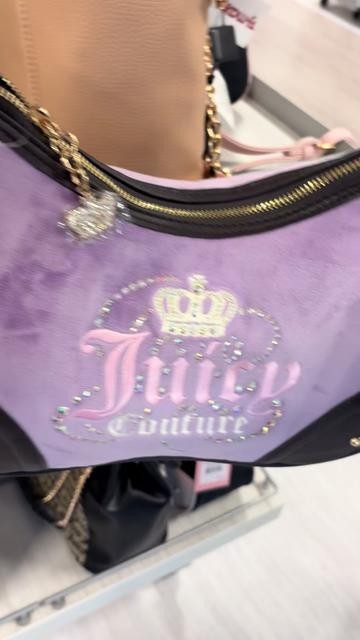 @theshoppingfren🛒🛍️👠👛👗