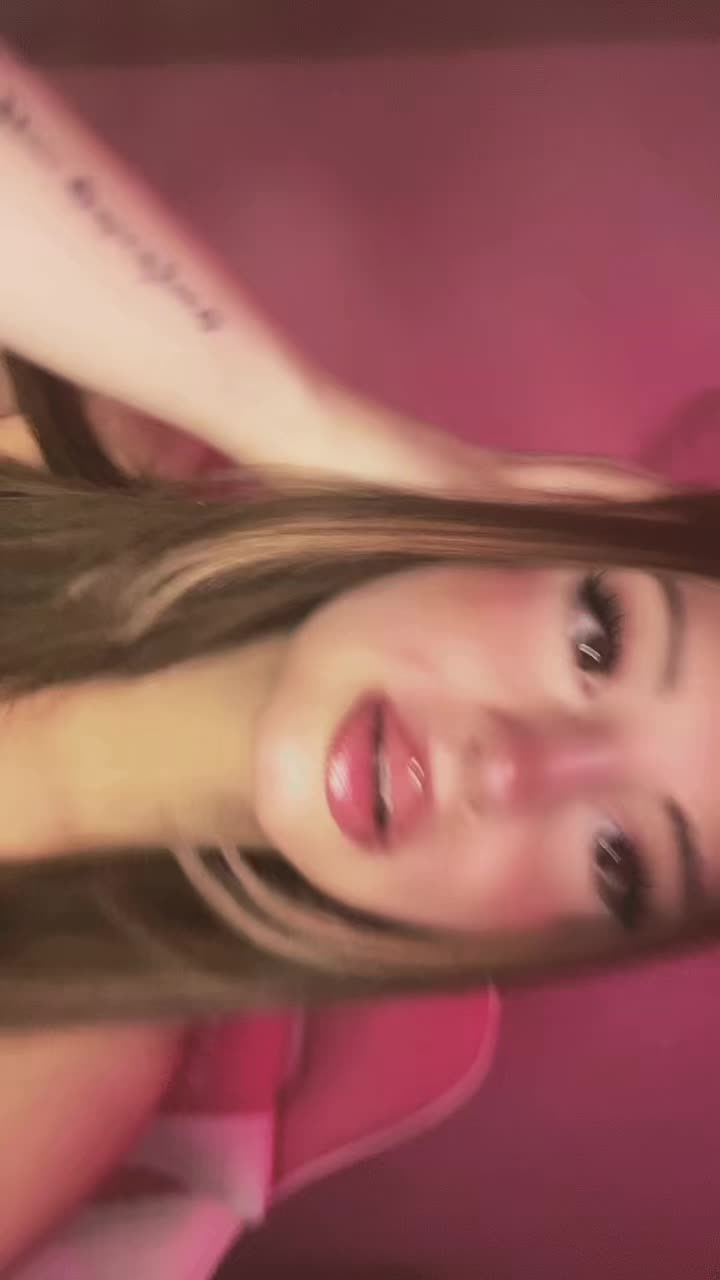 @°˖✧𝐂𝐄𝐋𝐈𝐍𝐀 ✧˖°🪽 ᴷᴰᴴ