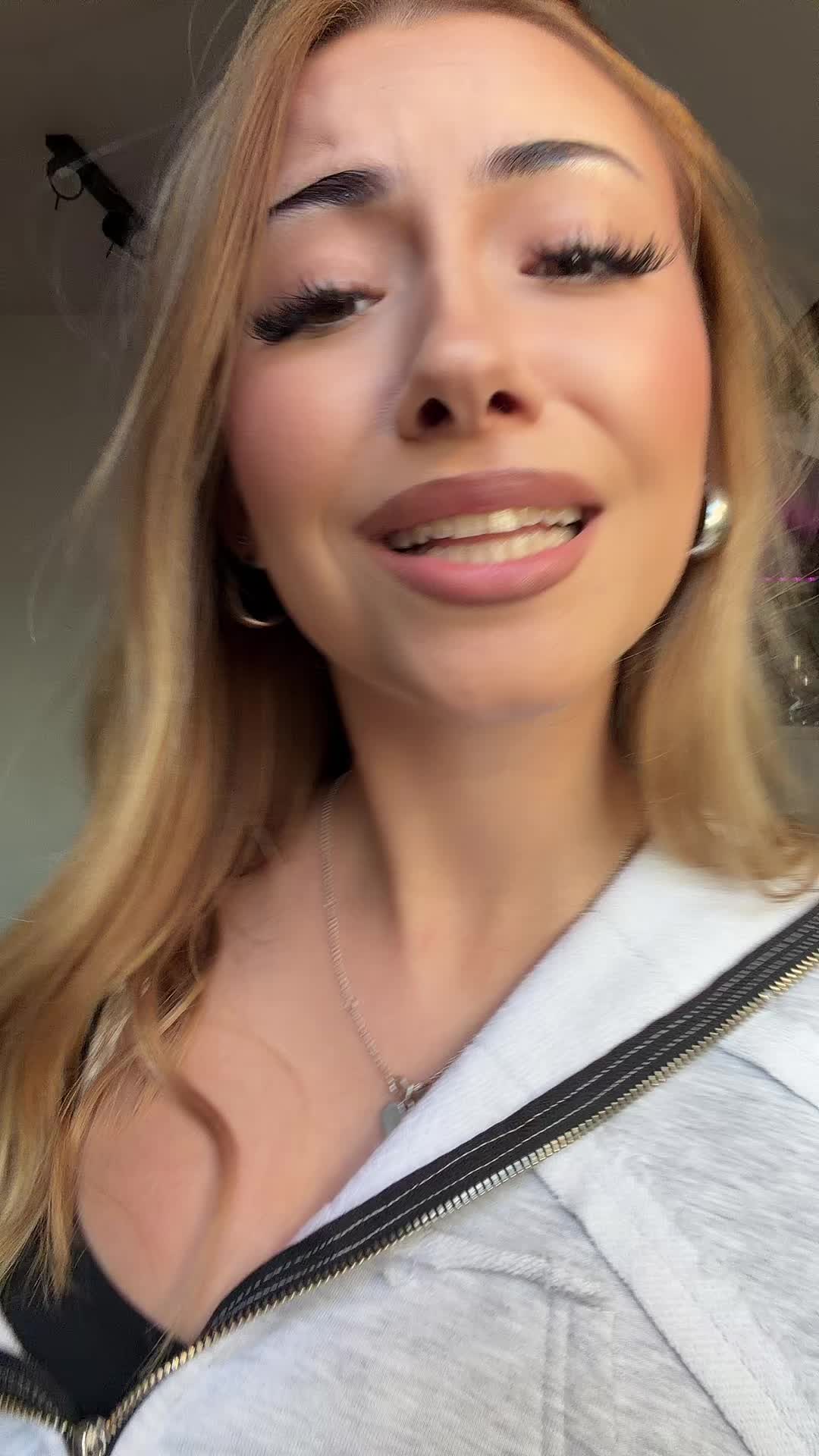 @#szczesnyidol