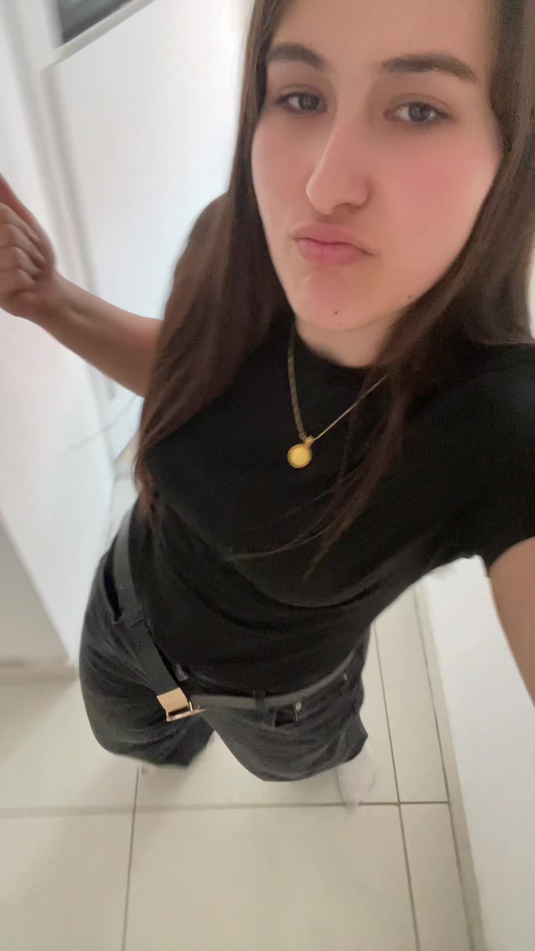 @user5678976550