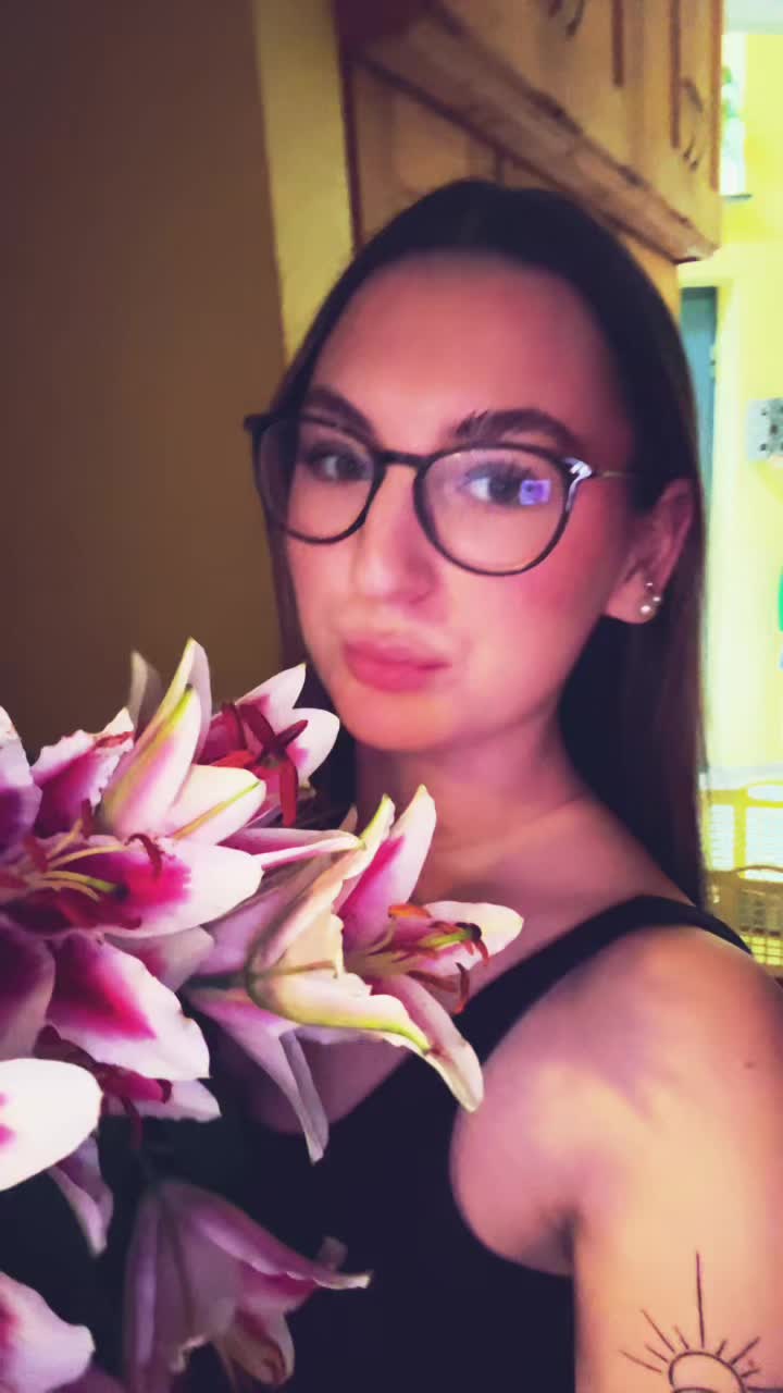 @𝑎𝑛𝑛𝑒 𝑠𝑜𝑝ℎ𝑖𝑒