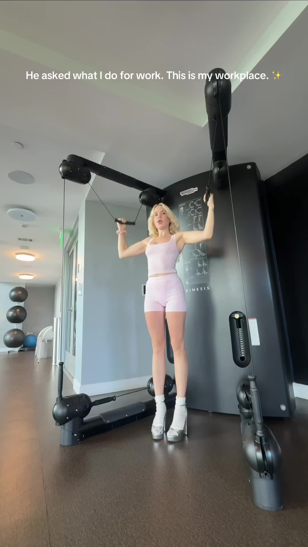 @EvelushkaA