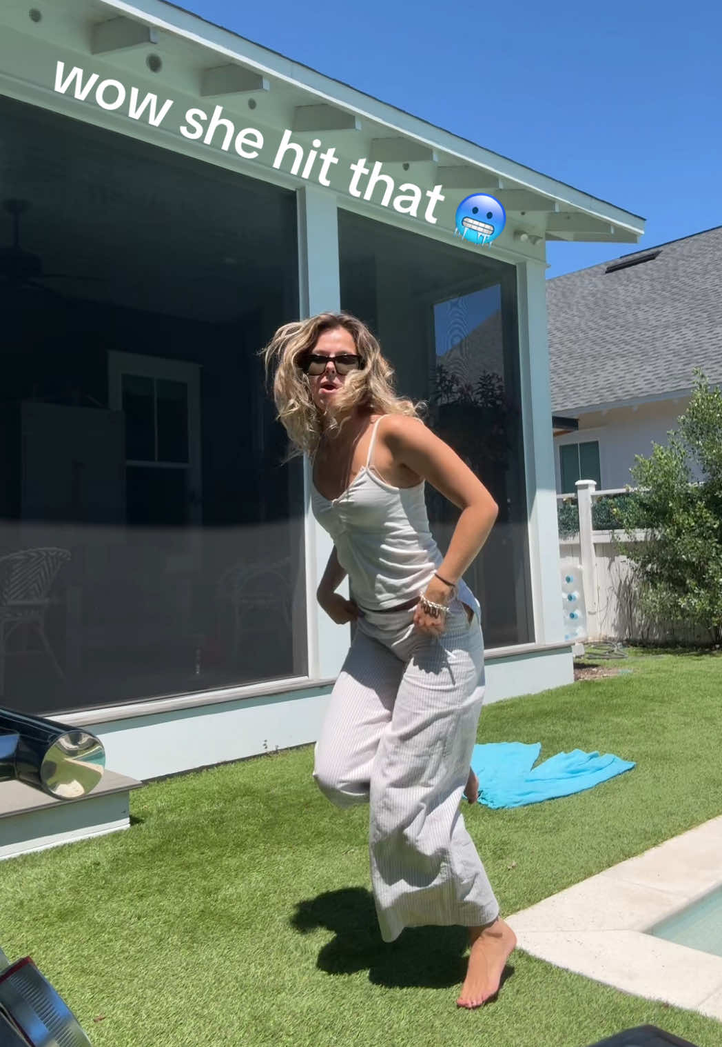 @popularfunnygirl